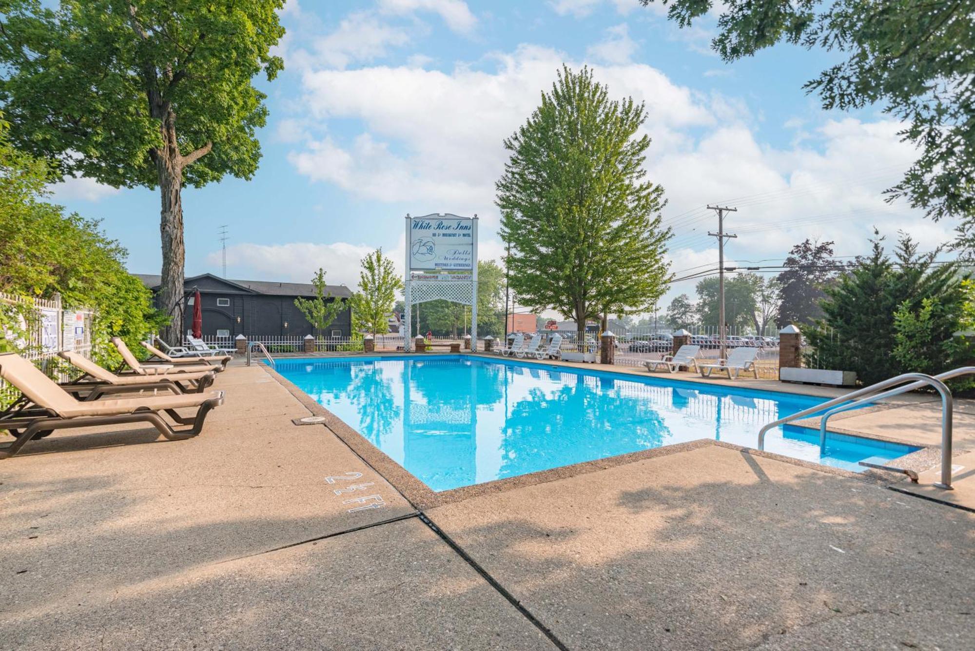 White Rose Inns & Motel Wisconsin Dells Zewnętrze zdjęcie